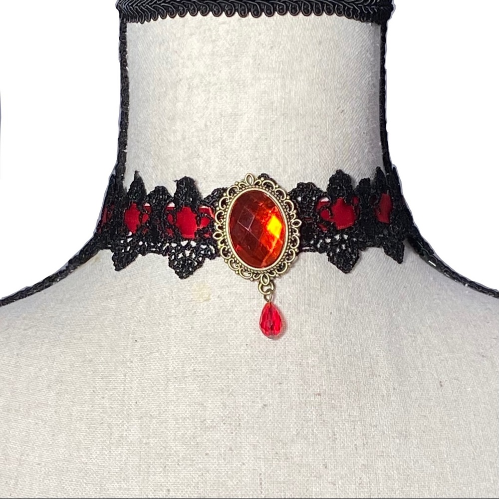 (C) Necklace Choker Gothic Pendant Embroidered Lace Ribbon
